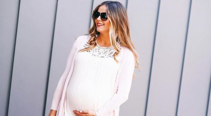 Одежда для беременных и кормящих: удобство и красота