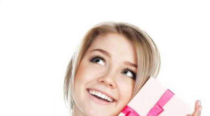 Что подарить женщине, у которой все есть?