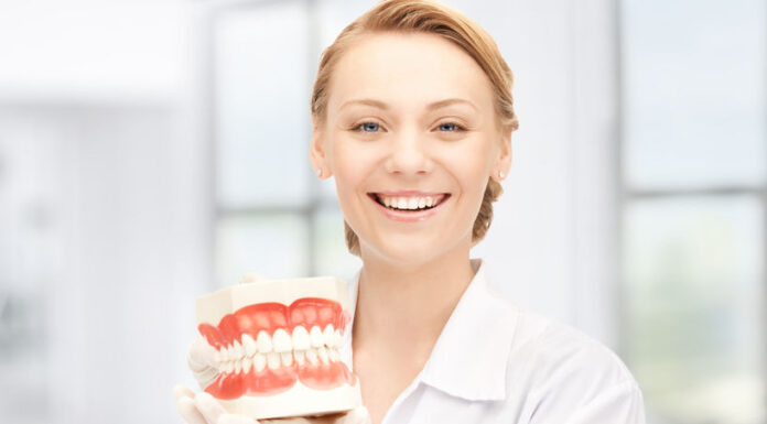 Швейцарские зубные протезы STRAUMANN