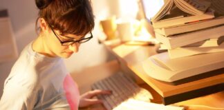 Где заказать написание диссертации: перечень услуг, особенности, причины заказа работы, плюсы работы с компанией