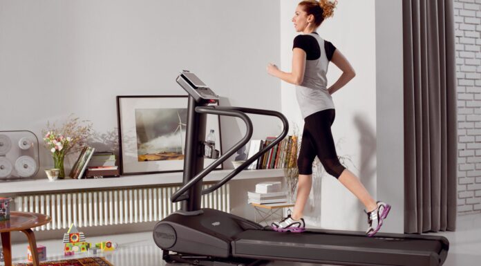 Беговая дорожка – чем полезна и как сделать первые шаги?
