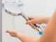 Как очистить жесткую и хлорированную воду для душа
