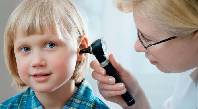 Отит: симптомы и признаки, методы лечения заболевания