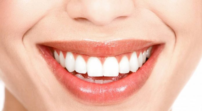 Лечение кариеса и имплантация зубов: выбираем опытного стоматолога