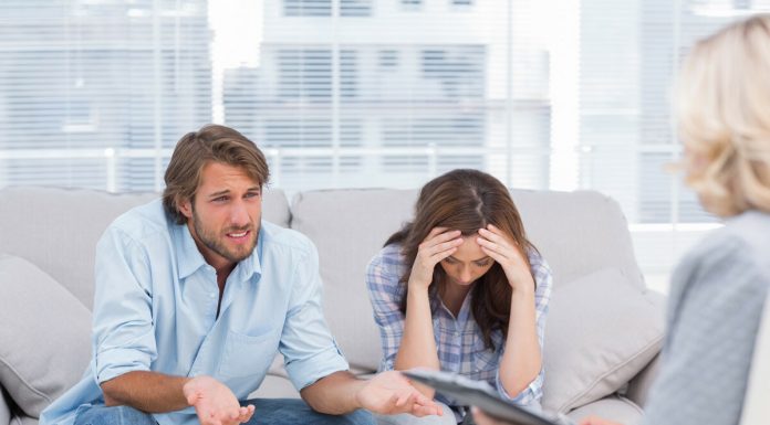 Семейный психолог: развод или примирение?