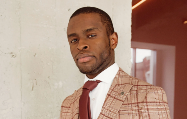 Аренда мужского костюма на свадьбу: чем это решение выгоднее покупки