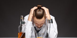 Решаем проблему: как помочь родственнику, борющемуся с алкоголизмом