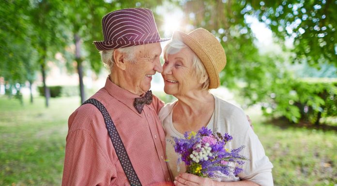 Ищем дома престарелых: какие критерии нужны