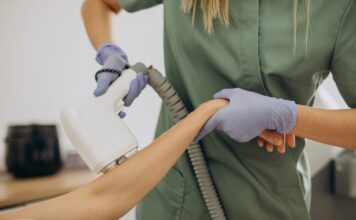 Лазерная эпиляция: эффективный и безболезненный метод удаления волос