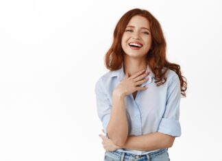 Коронка на зуб: всё, что нужно знать